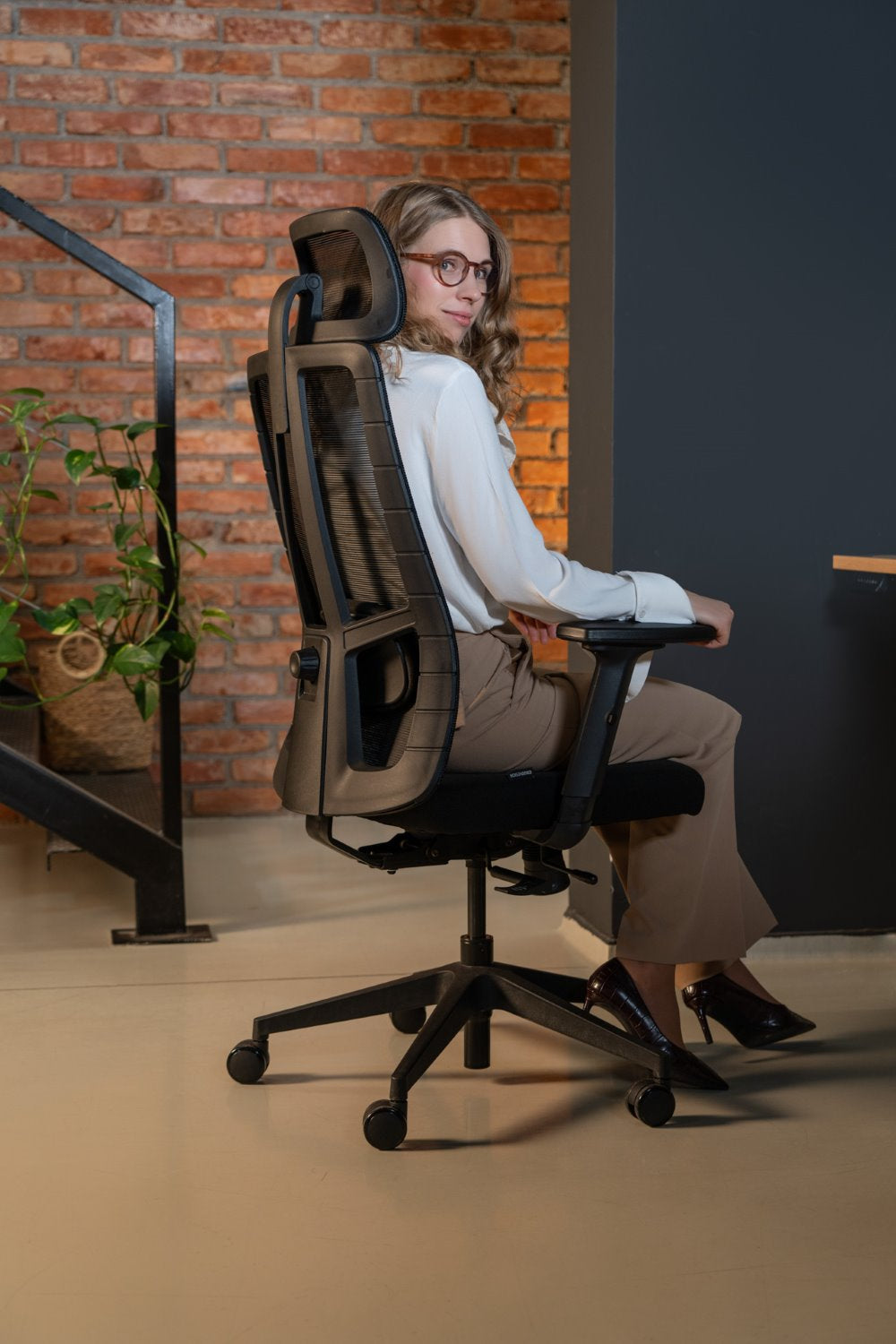 Ergonomic Office Chair Eiffel Lite
