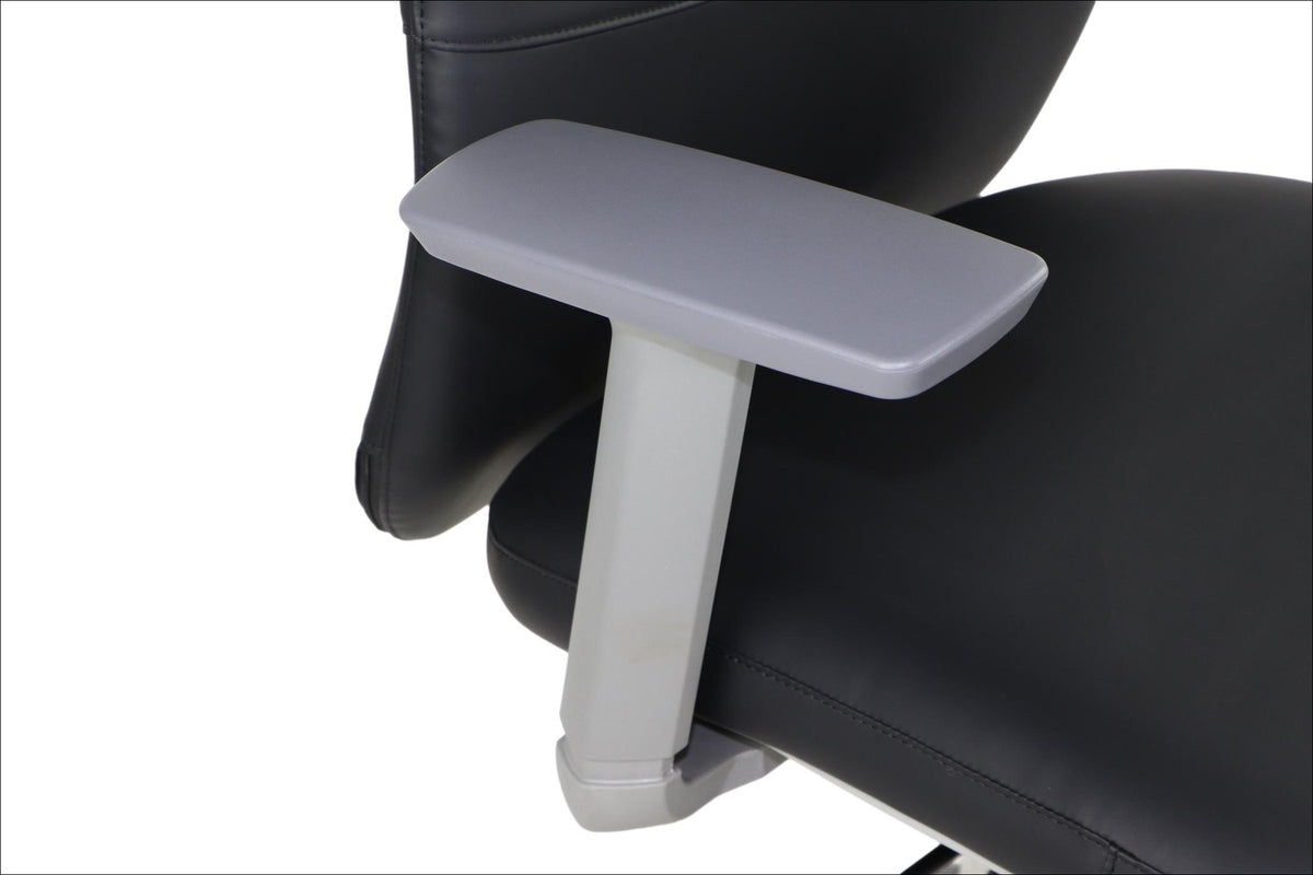 SELLA – Black / grey frame – Soft armrest pad