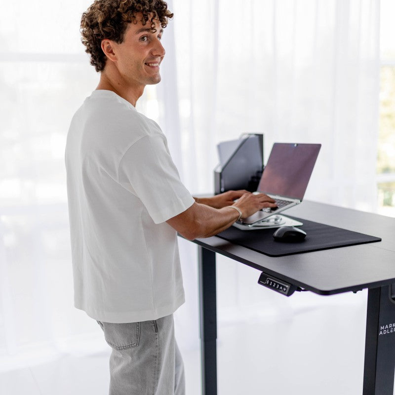 Mark Adler Leader 7.6 Black 160 cm electric desk - image 5